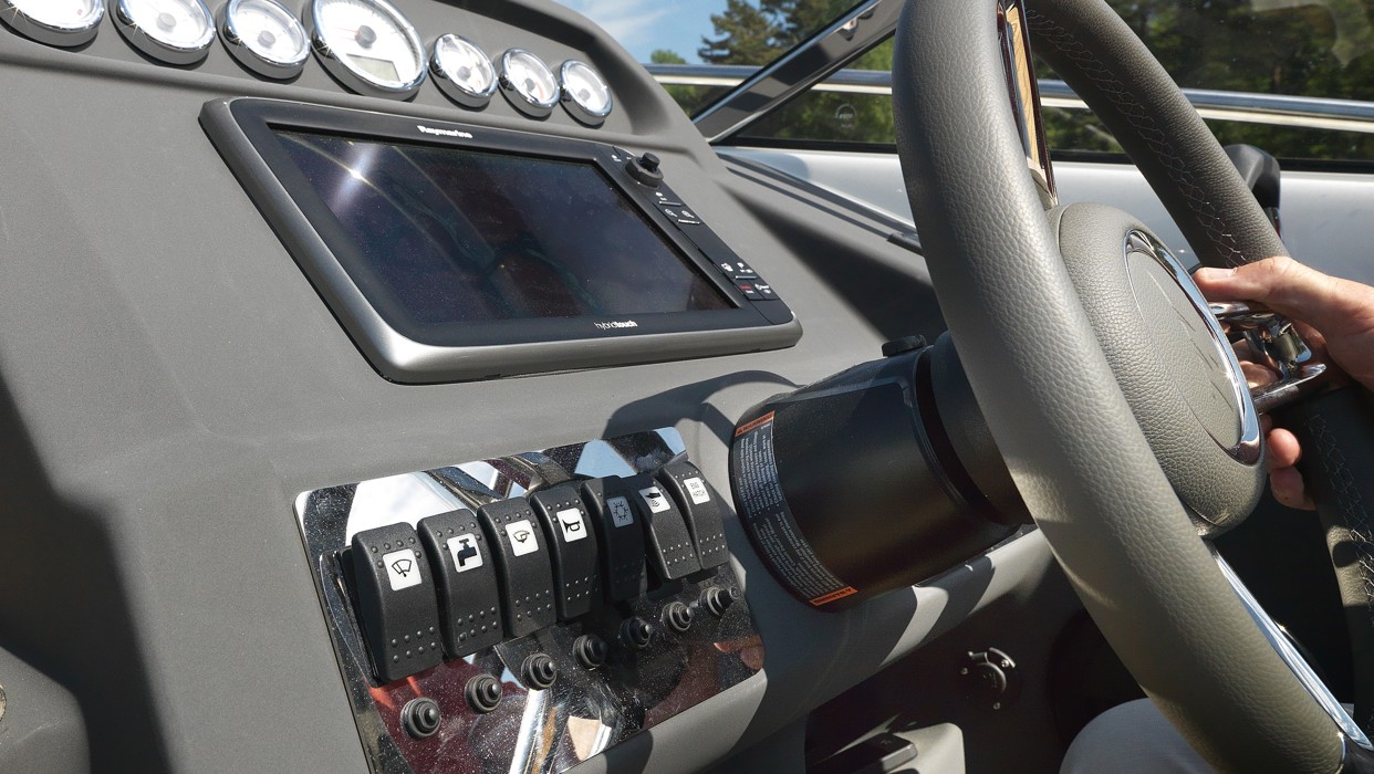 Windy 29 Coho - Controls