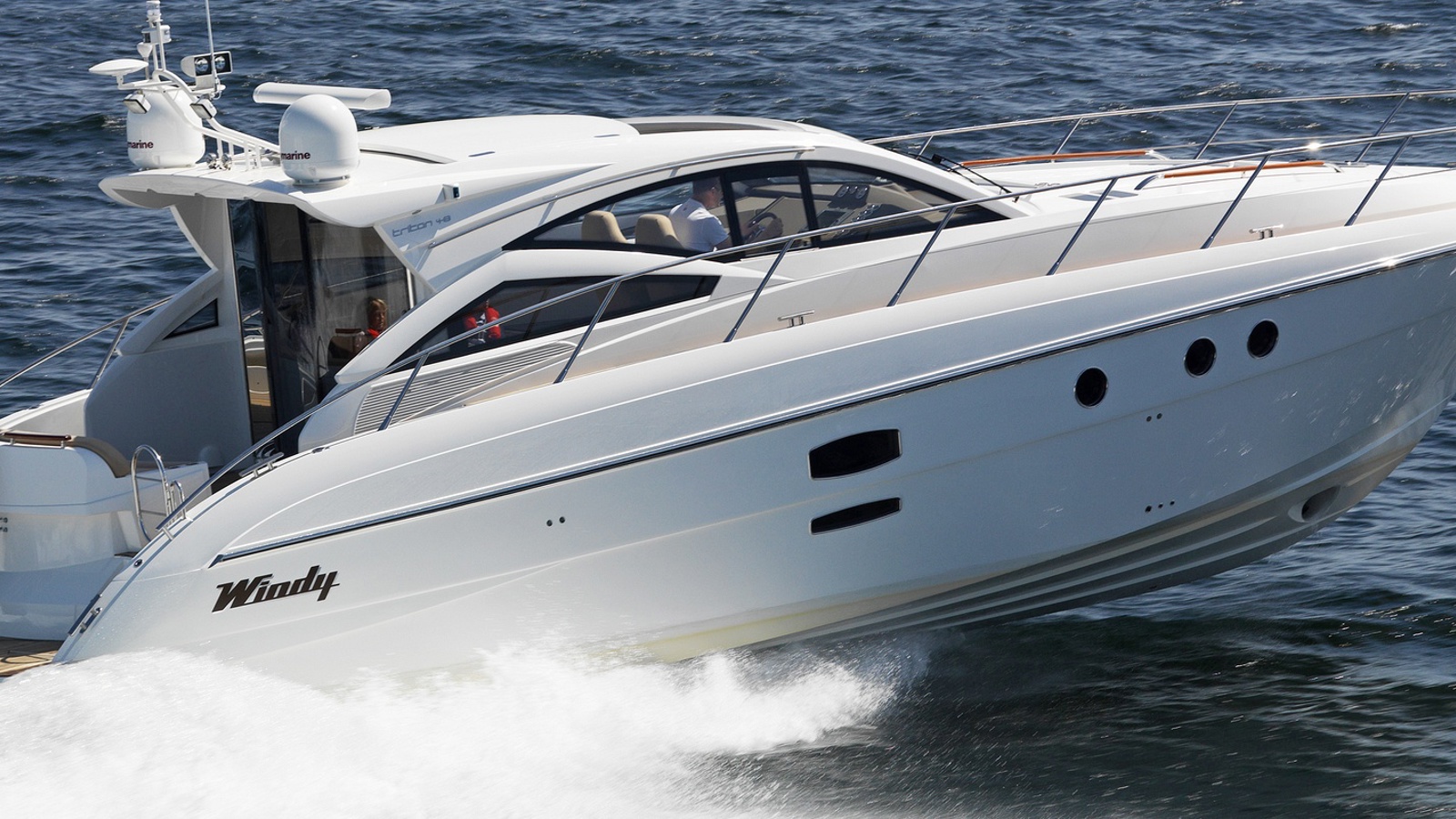 W48 Triton