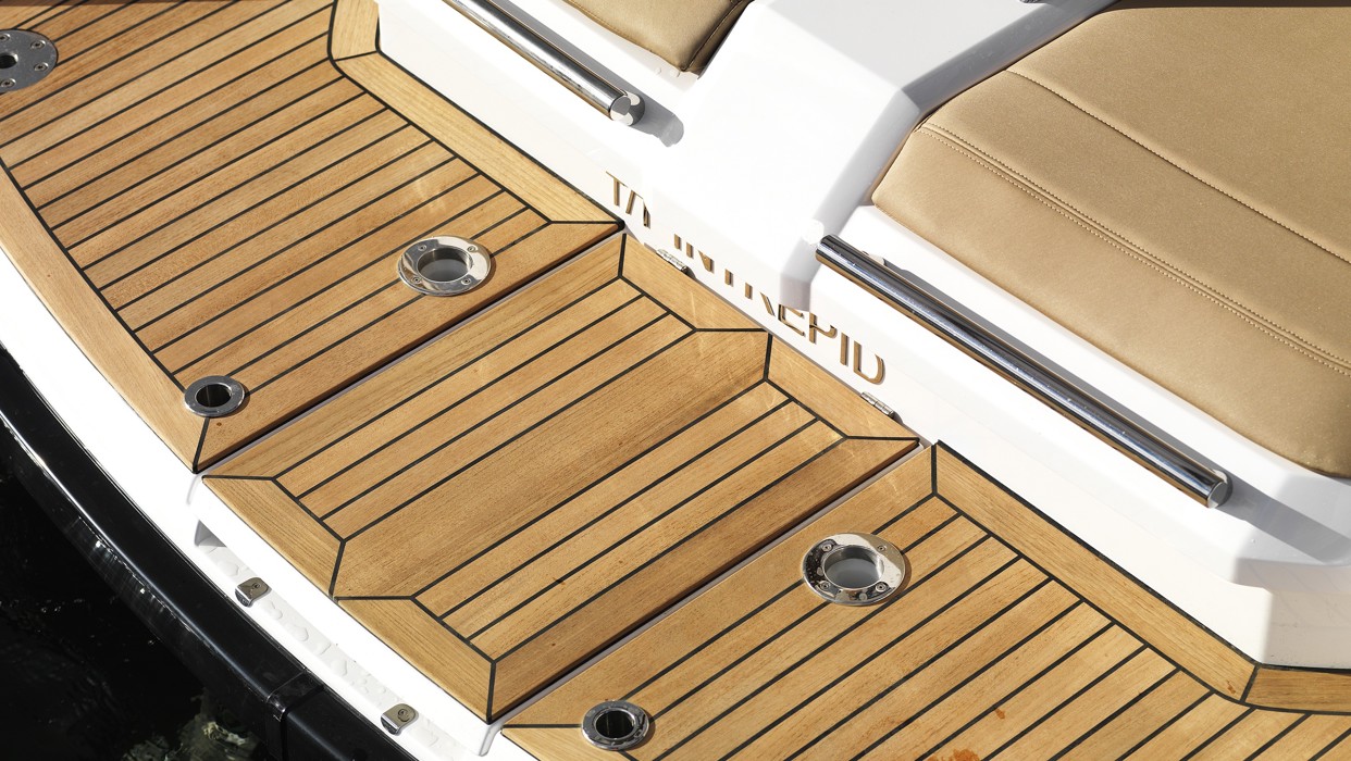 SR28 - details