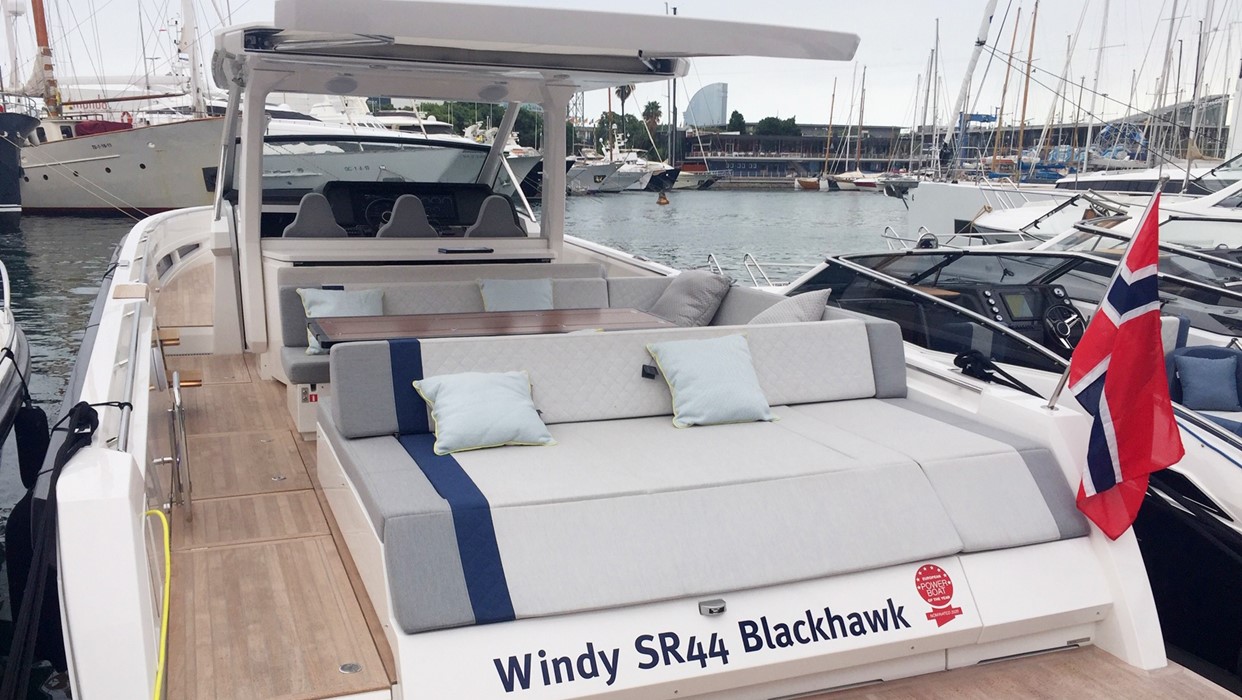 Windy SR44 BlackHawk at Barcelona International Boat Show