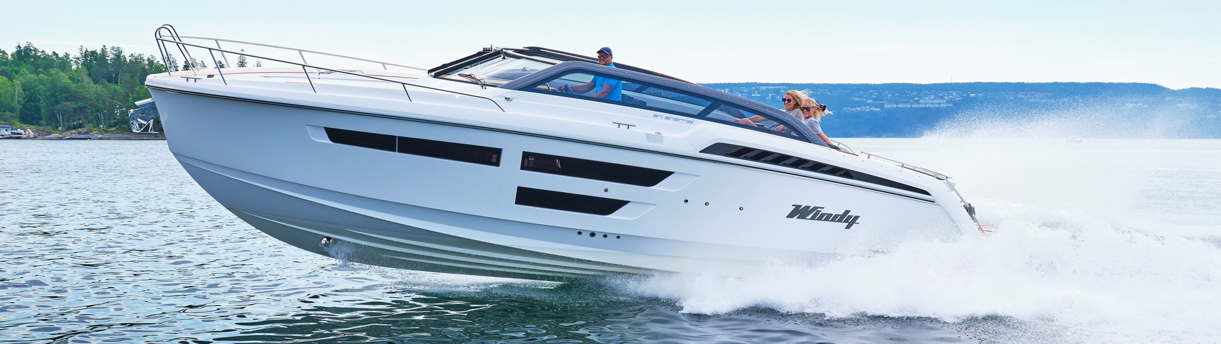 Windy 37 Shamal